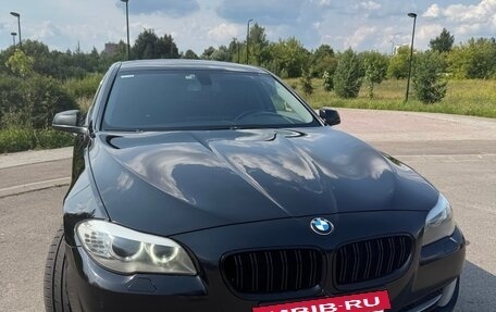 BMW 5 серия, 2013 год, 1 800 000 рублей, 2 фотография