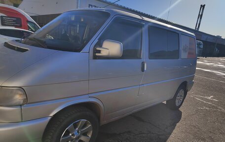 Volkswagen Caravelle T4, 2003 год, 890 000 рублей, 4 фотография