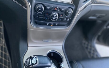 Jeep Grand Cherokee, 2013 год, 2 700 000 рублей, 23 фотография