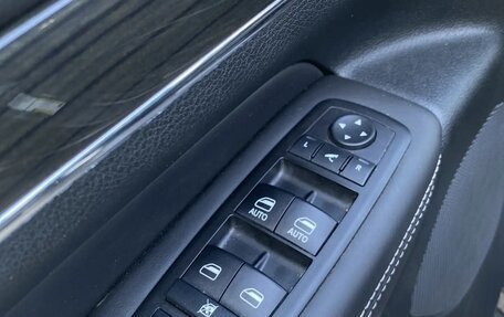 Jeep Grand Cherokee, 2013 год, 2 700 000 рублей, 22 фотография