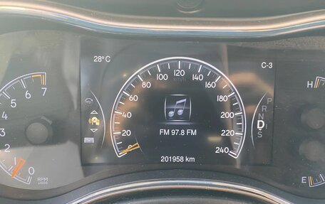 Jeep Grand Cherokee, 2013 год, 2 700 000 рублей, 27 фотография