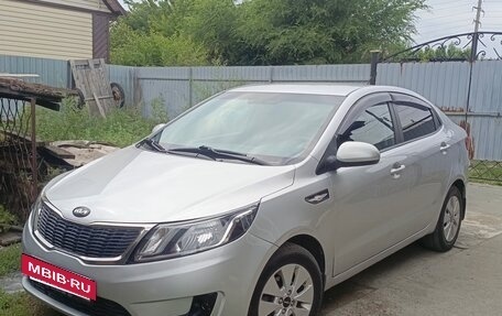 KIA Rio III рестайлинг, 2013 год, 690 000 рублей, 2 фотография