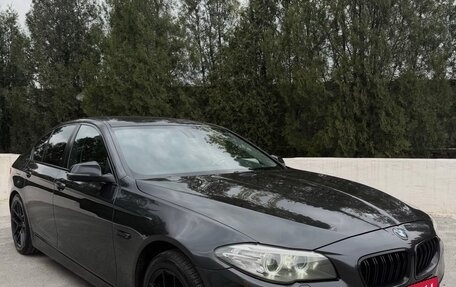 BMW 5 серия, 2013 год, 1 990 000 рублей, 4 фотография
