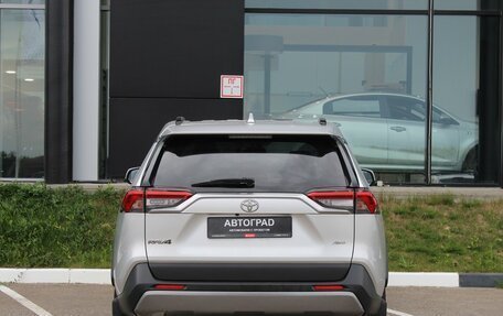 Toyota RAV4, 2021 год, 3 420 000 рублей, 5 фотография
