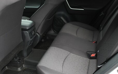Toyota RAV4, 2021 год, 3 420 000 рублей, 10 фотография