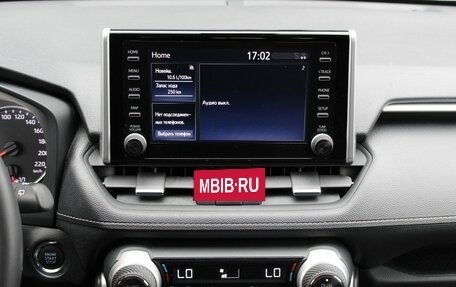 Toyota RAV4, 2021 год, 3 420 000 рублей, 12 фотография