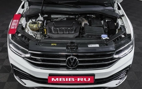 Volkswagen Tiguan II, 2023 год, 3 998 000 рублей, 10 фотография