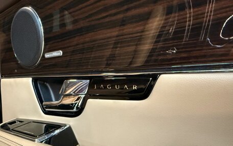 Jaguar XJ IV (X351), 2012 год, 1 814 000 рублей, 19 фотография