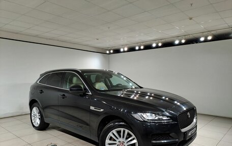 Jaguar F-Pace, 2018 год, 2 490 000 рублей, 3 фотография