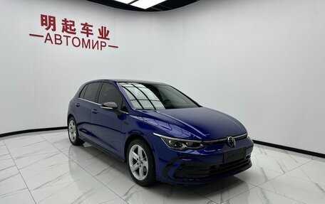 Volkswagen Golf VIII, 2022 год, 1 510 000 рублей, 2 фотография
