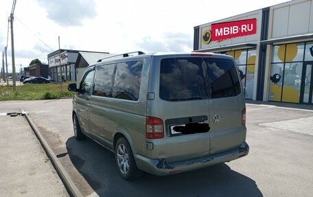 Volkswagen Transporter T5 рестайлинг, 2011 год, 1 180 000 рублей, 2 фотография