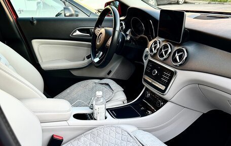 Mercedes-Benz GLA, 2018 год, 3 050 000 рублей, 13 фотография