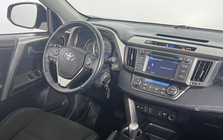 Toyota RAV4, 2012 год, 1 790 000 рублей, 13 фотография