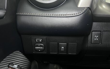 Toyota RAV4, 2012 год, 1 790 000 рублей, 17 фотография