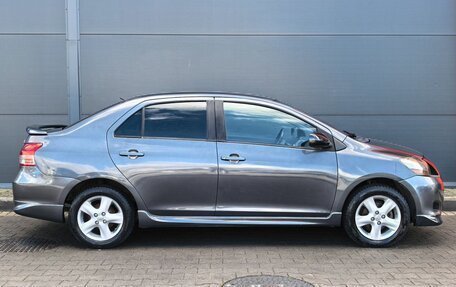 Toyota Yaris III рестайлинг, 2007 год, 799 000 рублей, 3 фотография