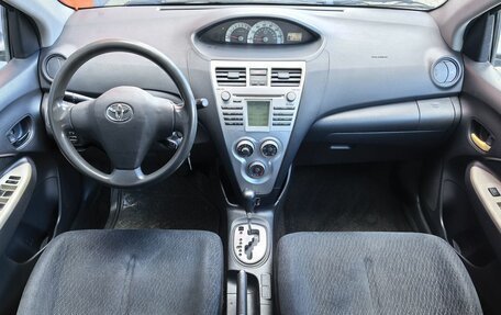 Toyota Yaris III рестайлинг, 2007 год, 799 000 рублей, 6 фотография