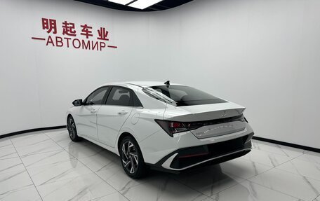 Hyundai Elantra, 2023 год, 1 190 000 рублей, 5 фотография