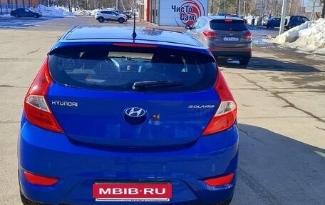 Hyundai Solaris II рестайлинг, 2012 год, 680 000 рублей, 3 фотография