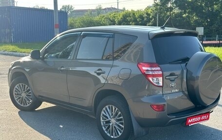 Toyota RAV4, 2010 год, 1 550 000 рублей, 8 фотография