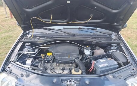 Renault Logan I, 2006 год, 210 000 рублей, 3 фотография