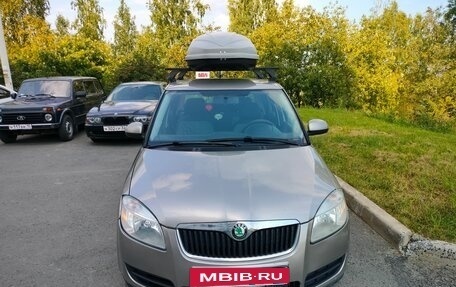 Skoda Fabia II, 2008 год, 390 000 рублей, 2 фотография