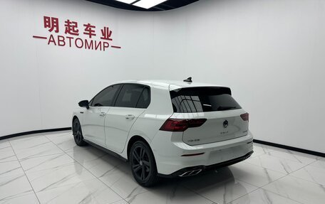 Volkswagen Golf VIII, 2023 год, 1 520 000 рублей, 5 фотография