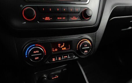 KIA Rio III рестайлинг, 2012 год, 695 000 рублей, 15 фотография