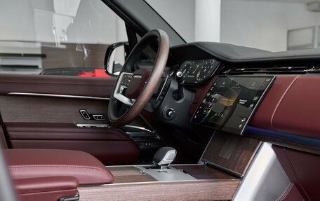 Land Rover Range Rover IV рестайлинг, 2025 год, 22 900 000 рублей, 10 фотография
