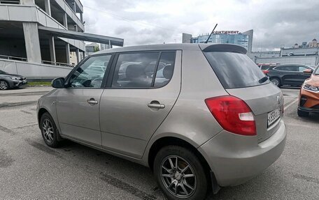 Skoda Fabia II, 2011 год, 529 000 рублей, 2 фотография