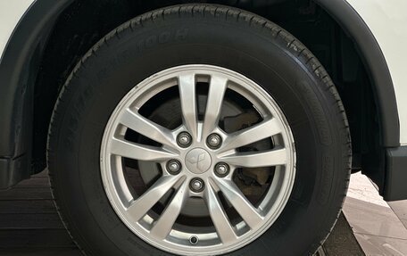 Mitsubishi Outlander III рестайлинг 3, 2015 год, 1 550 000 рублей, 32 фотография