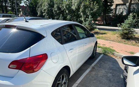 Opel Astra J, 2012 год, 750 000 рублей, 4 фотография