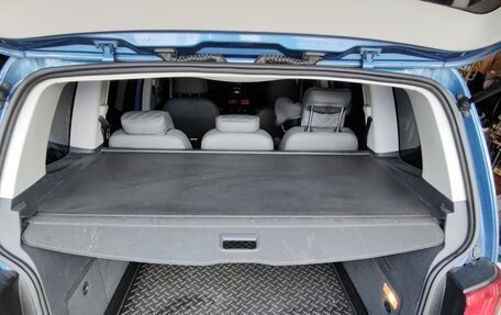 Volkswagen Touran III, 2011 год, 790 000 рублей, 3 фотография