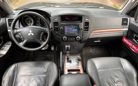 Mitsubishi Pajero IV, 2008 год, 1 259 000 рублей, 9 фотография