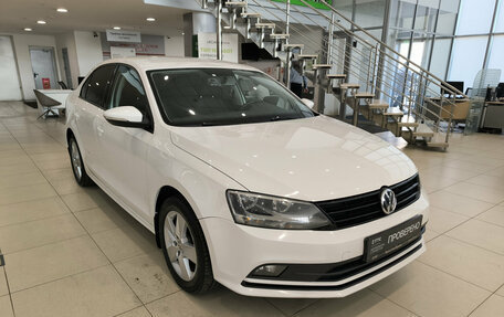 Volkswagen Jetta VI, 2015 год, 870 000 рублей, 3 фотография