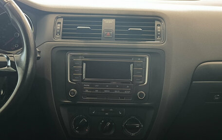 Volkswagen Jetta VI, 2015 год, 870 000 рублей, 18 фотография
