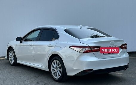 Toyota Camry, 2021 год, 1 500 000 рублей, 7 фотография
