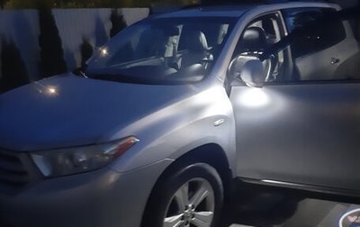 Toyota Highlander III, 2013 год, 2 100 000 рублей, 1 фотография