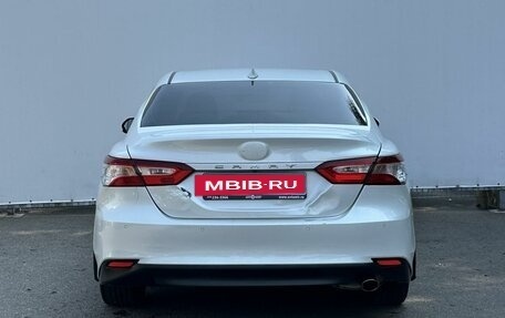 Toyota Camry, 2021 год, 1 500 000 рублей, 6 фотография