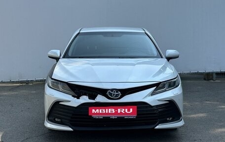 Toyota Camry, 2021 год, 1 500 000 рублей, 2 фотография
