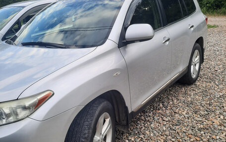 Toyota Highlander III, 2013 год, 2 100 000 рублей, 3 фотография