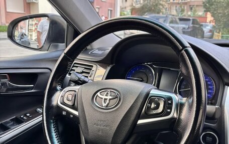 Toyota Camry, 2016 год, 2 100 000 рублей, 15 фотография