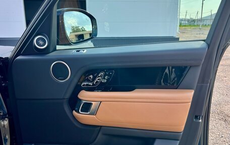 Land Rover Range Rover IV рестайлинг, 2019 год, 11 000 000 рублей, 17 фотография