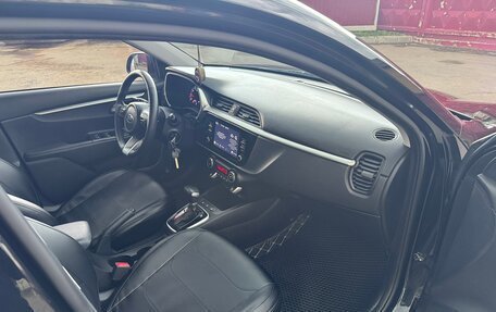 KIA Rio IV, 2021 год, 1 730 000 рублей, 10 фотография