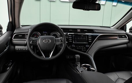 Toyota Camry, 2019 год, 3 099 000 рублей, 6 фотография