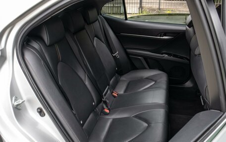 Toyota Camry, 2019 год, 3 099 000 рублей, 7 фотография