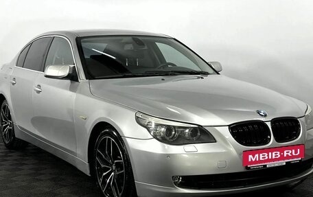 BMW 5 серия, 2007 год, 1 150 000 рублей, 3 фотография