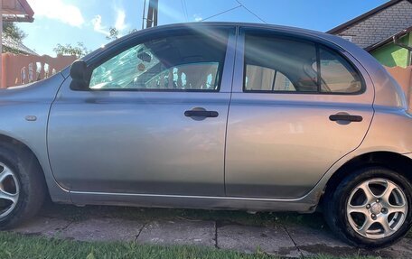 Nissan Micra III, 2003 год, 350 000 рублей, 2 фотография
