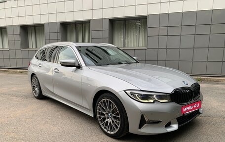 BMW 3 серия, 2020 год, 3 250 000 рублей, 4 фотография