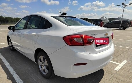 Chevrolet Cruze II, 2017 год, 970 000 рублей, 4 фотография