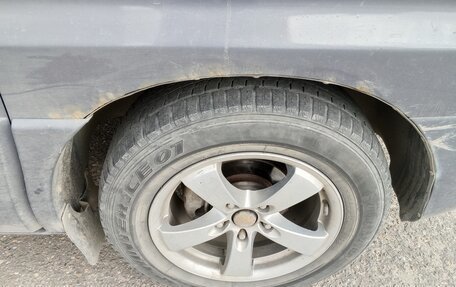 Hyundai H-1 II рестайлинг, 2002 год, 400 000 рублей, 8 фотография
